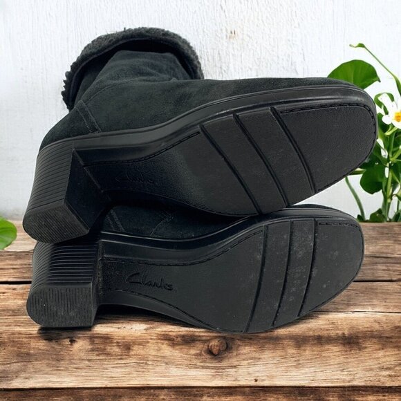 Clarks Bendables Comfort Ankle Boots Black Suede Faux Shearling Lining Size 8.5 - Picture 5 of 12